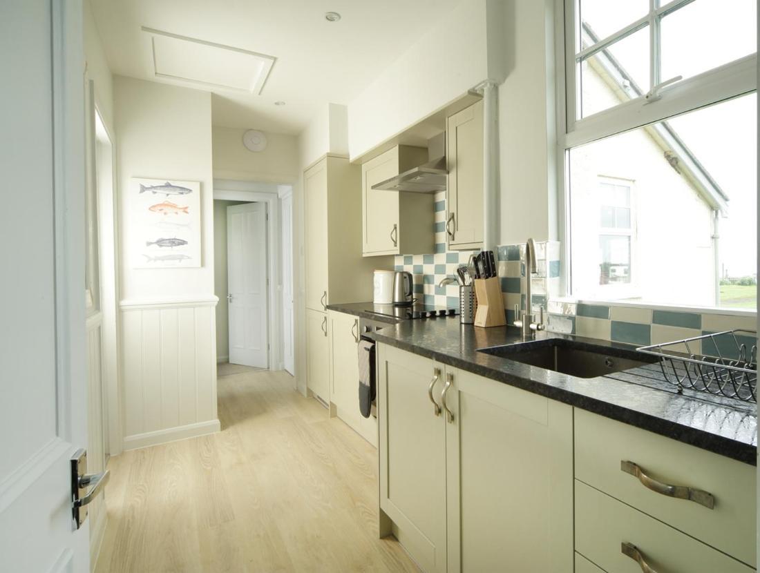 Point Cottages, Apartment *