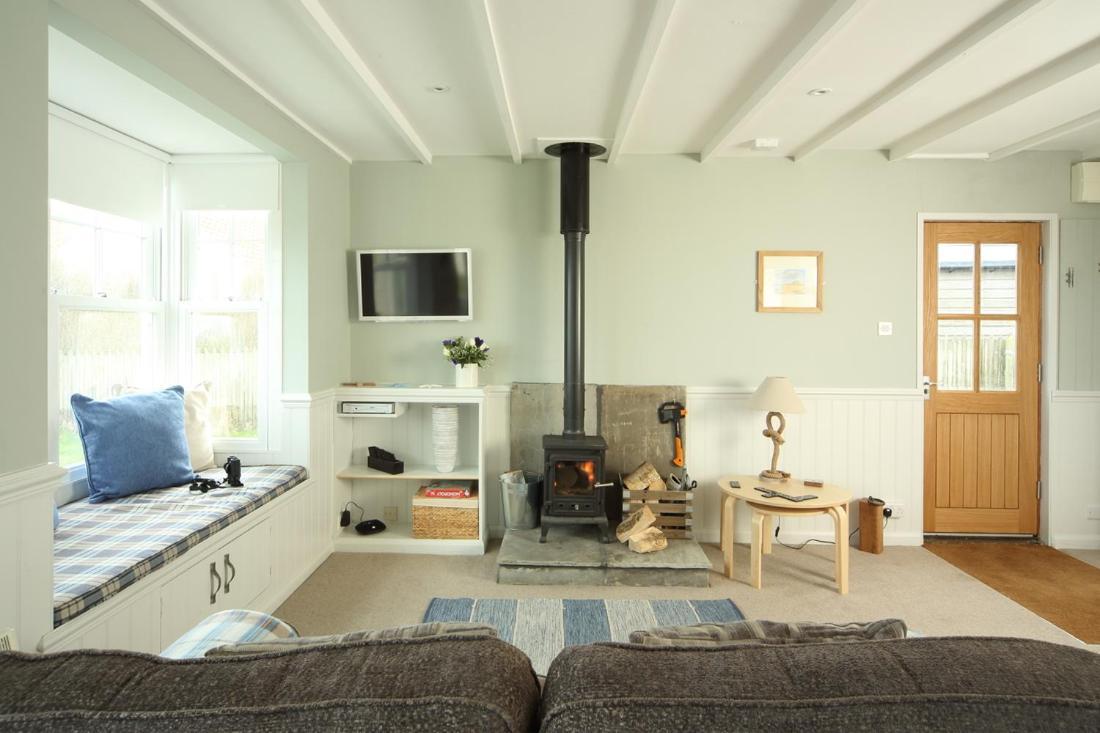 Point Cottages, Apartment