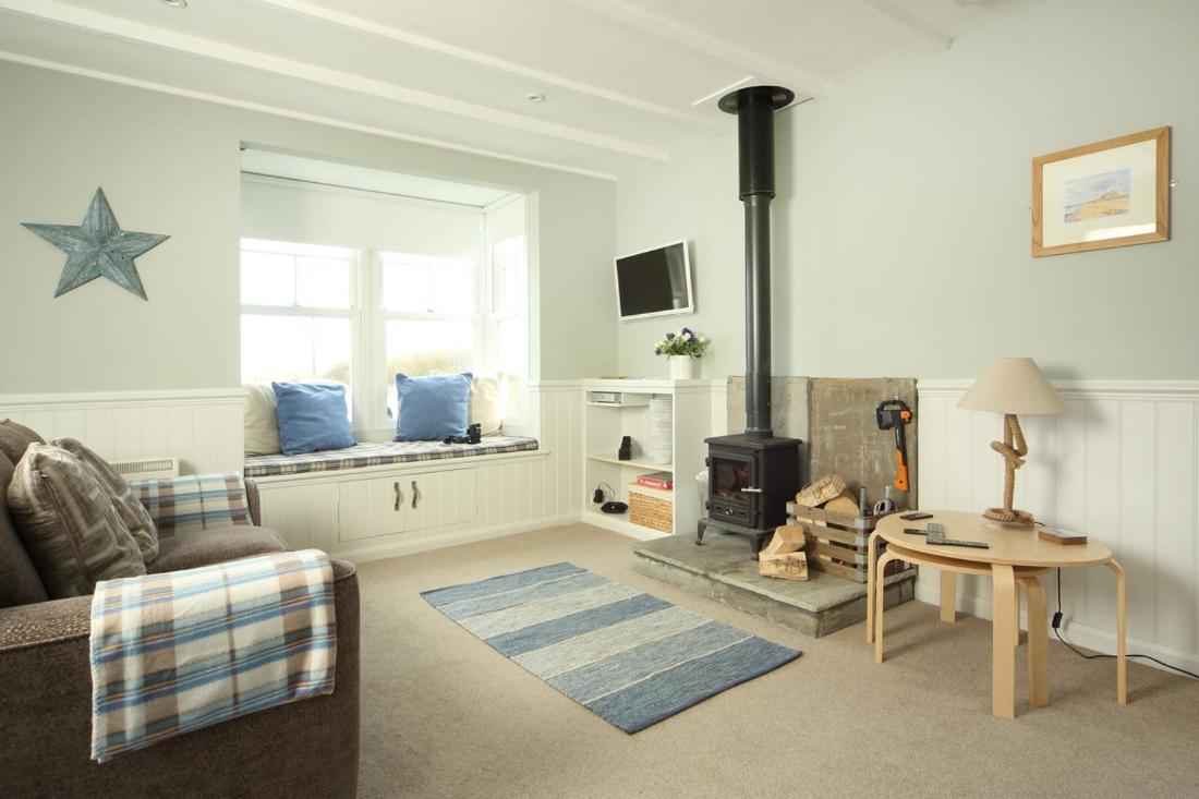 Apartment Point Cottages,